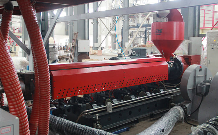 Экструдер для производства геотекстиля