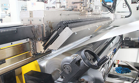 Extruder and Die Head